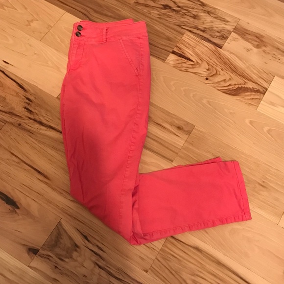 American Eagle Outfitters Pants - AE Skinny stretch coral pants, size 6 short